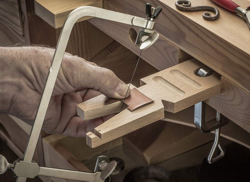 Juego de sierra para joyero profesional 3 en 1: sierra profesional, 144 hojas y pasador de madera con abrazadera