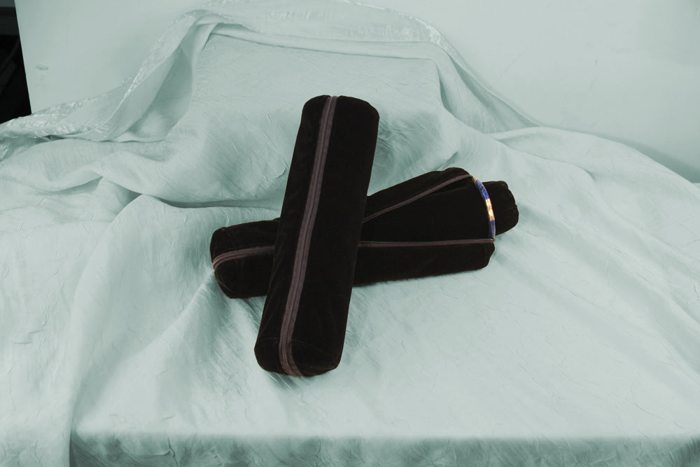 Jewelry Roll w/ Zipper Pouch — Black Velvet