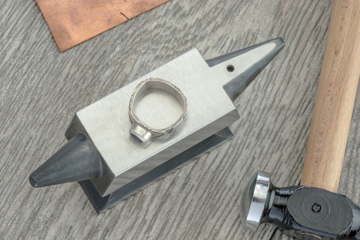 Forged Steel Jeweler?ÇÖs Anvil ,600gm