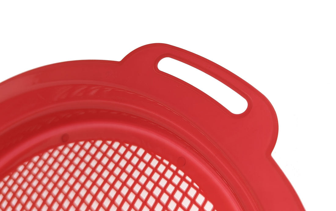 6-piece set of 8.5" Plastic Sand Sifting Pan, Gold Pannings in a Mesh Bag, with 36 Holes Per Inch, in Red, Yellow, Blue, and Green colors