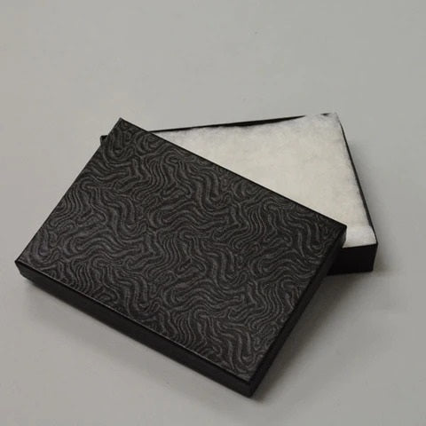 Deluxe Embossed Pattern Box