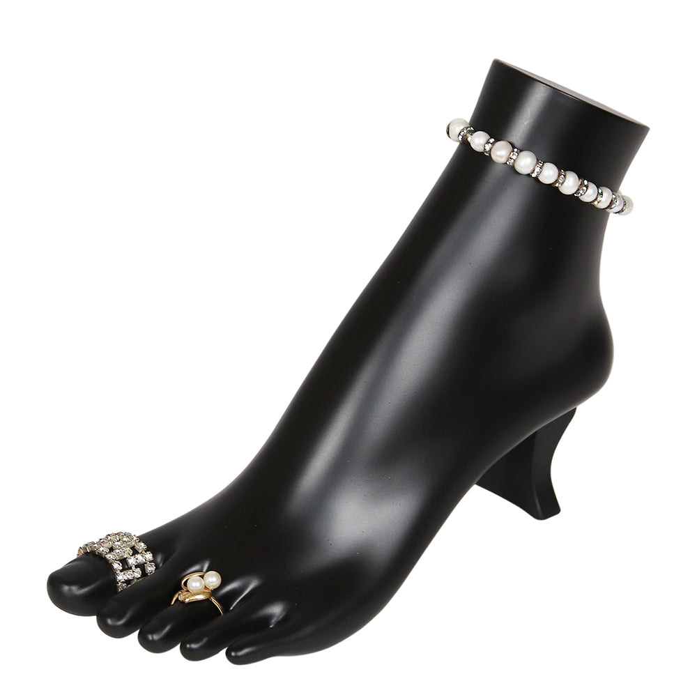 Polystyrene Toe ring/Ankle bracelet display -Black — Black Polytyrenes