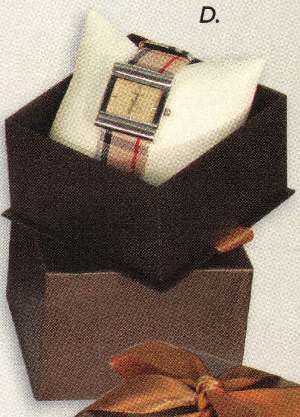 Caja elegante con cinta