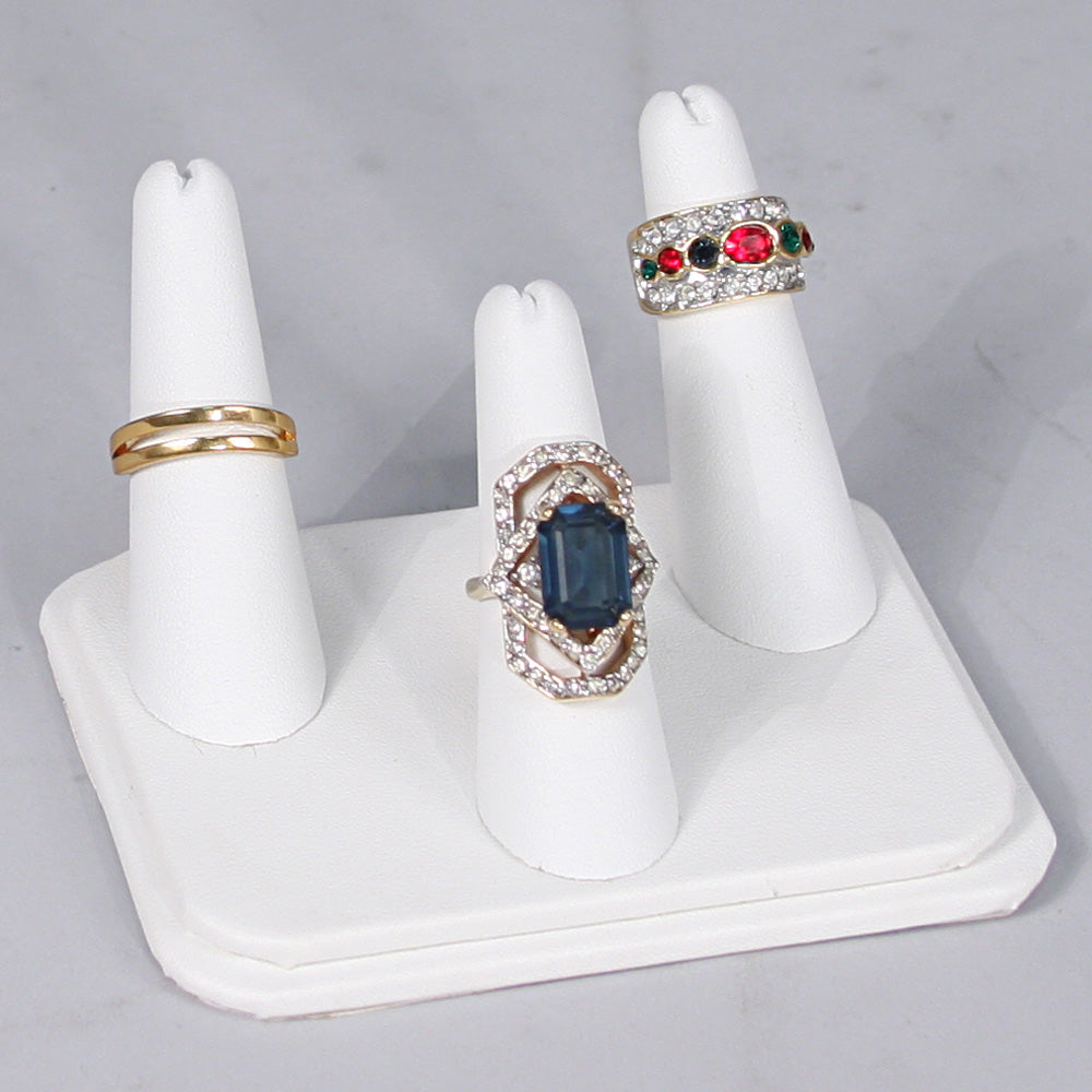 5 finger ring display — Wht Faux — white leather