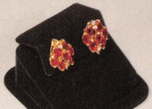 Mini Displays — Earring — Black Velvet